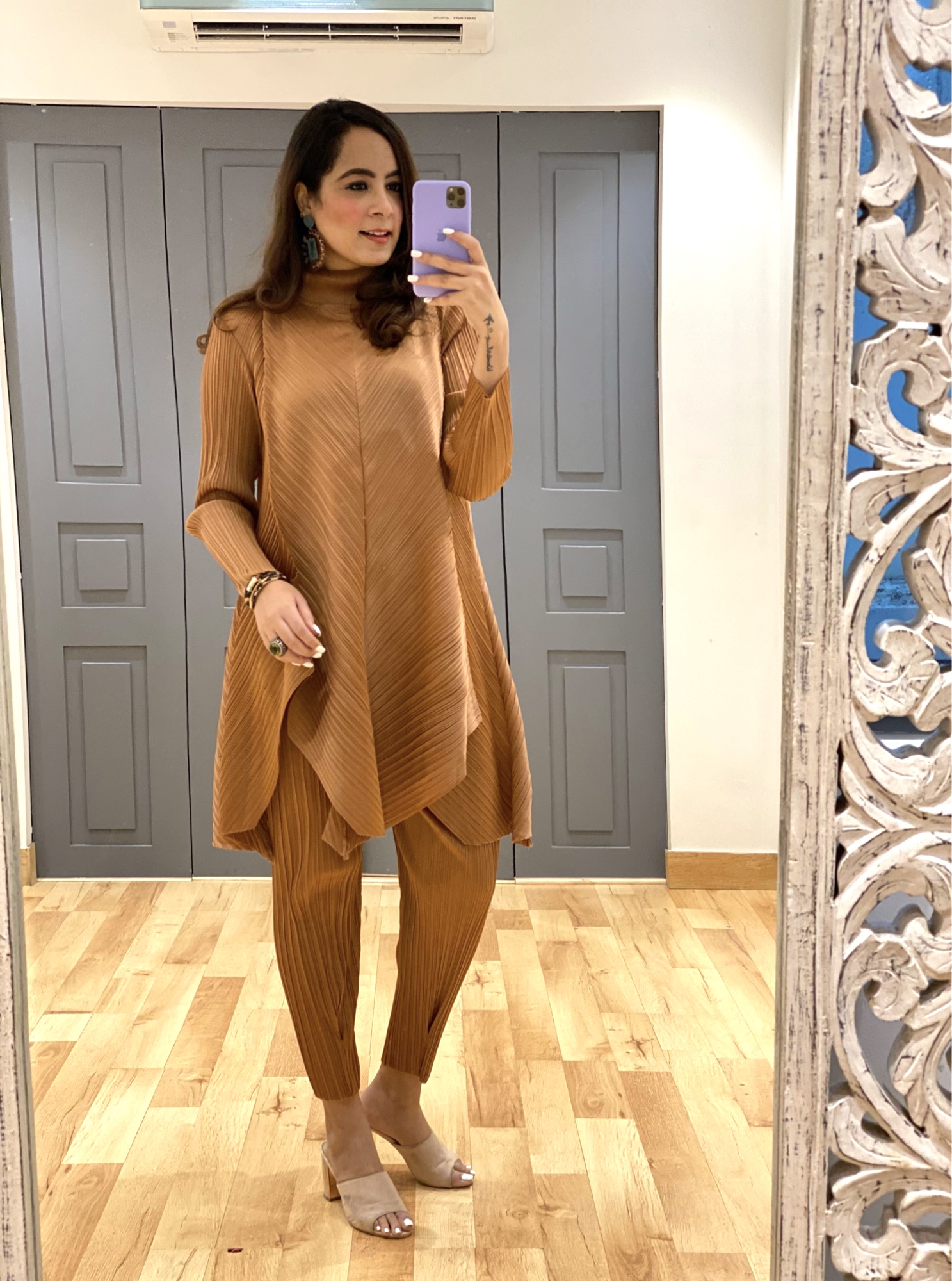 SUM_COD_1 kobye pleated coord set_3250