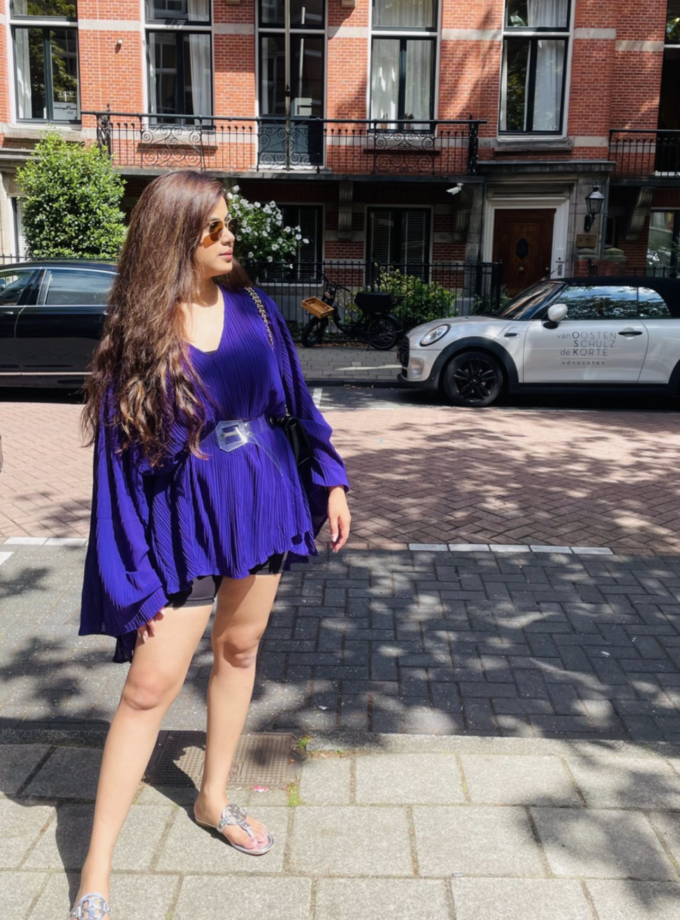 Flowy Top With Belt