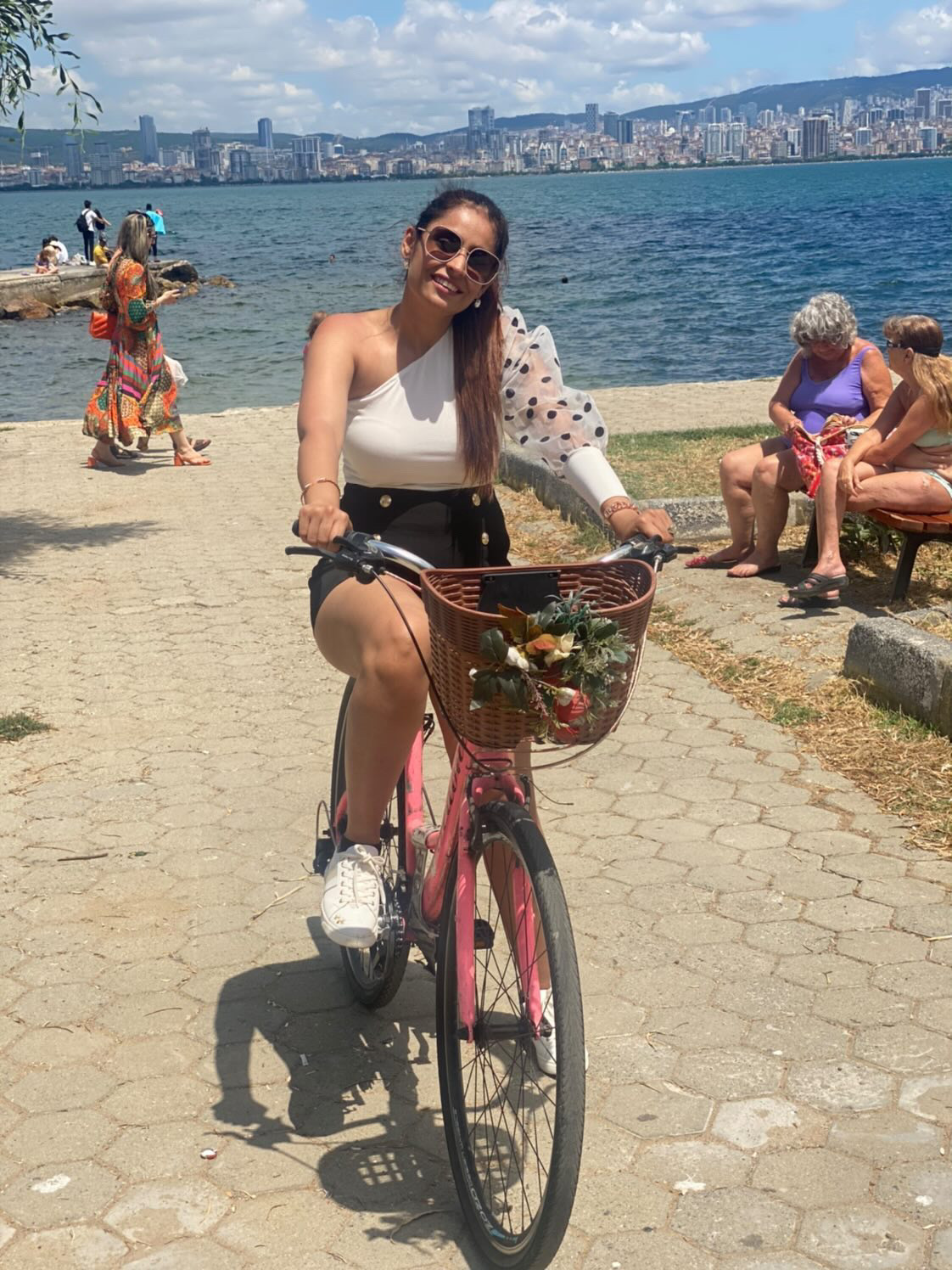 C23B7C35-177B-4600-8418-F7C591A47CF5