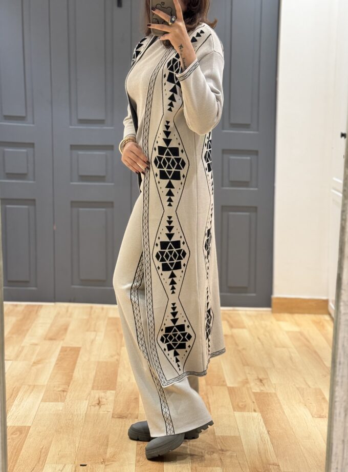 Ero Winter Coord Set With Long Cape