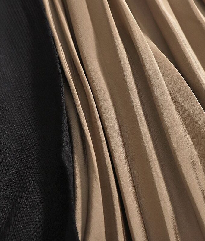 Rebeka pleated dress with belt
