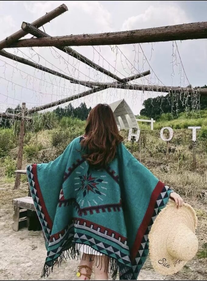 Jenny warm printed Wrap - Cape