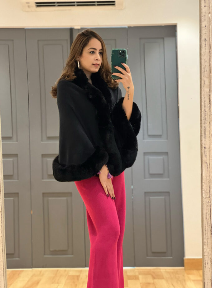 Ava faux fur cape - kimono