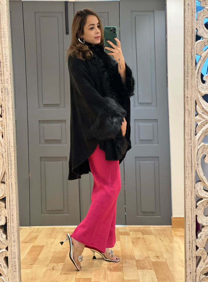 Elma faux fur cape - kimono