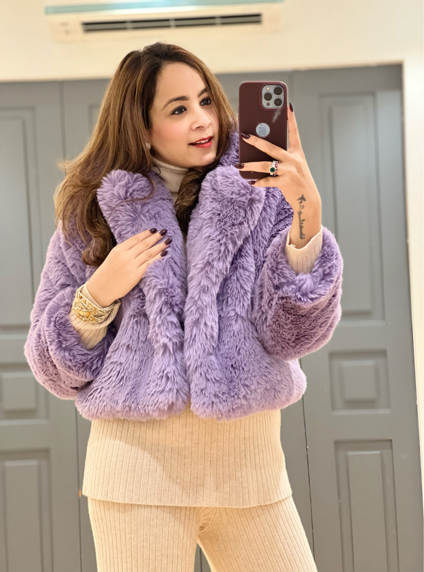 E94B5EBA-D054-488F-A3D6-D447E36703B9