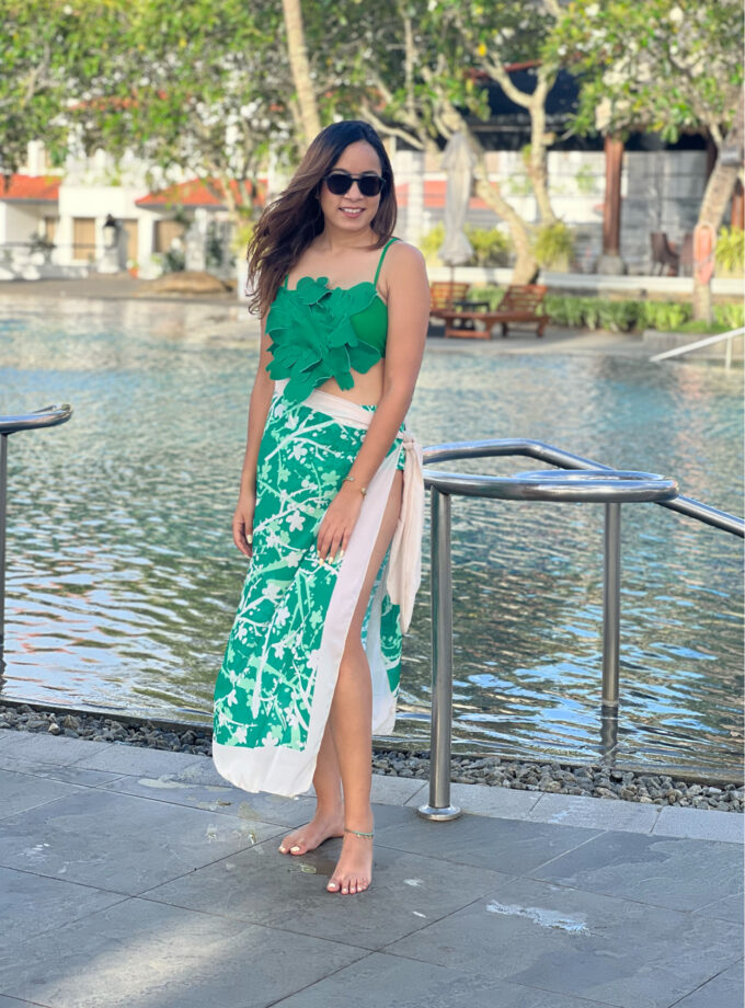 Nina luxe swimwear : bikini with sarong