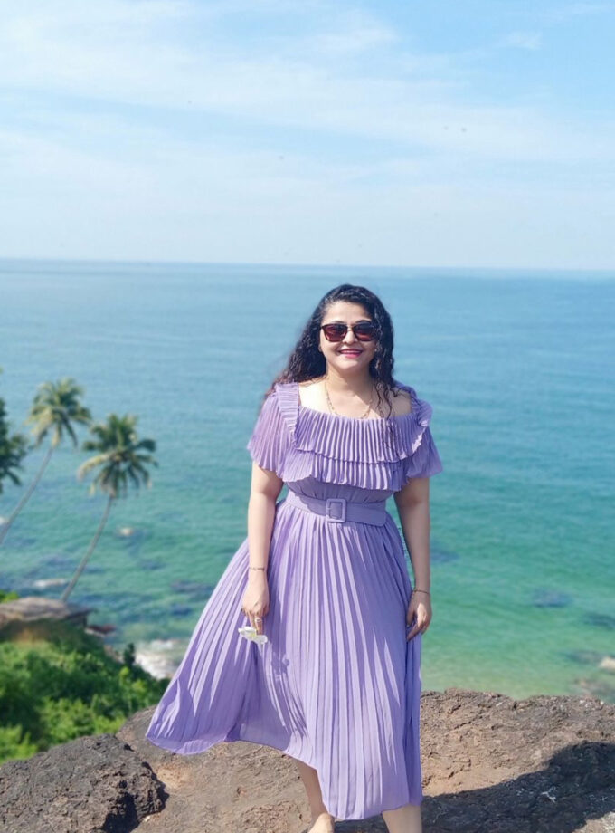 Miaanbo Pleated long Dress with belt