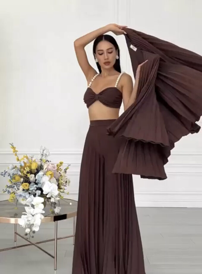 Tabama pearl & pleated coord set