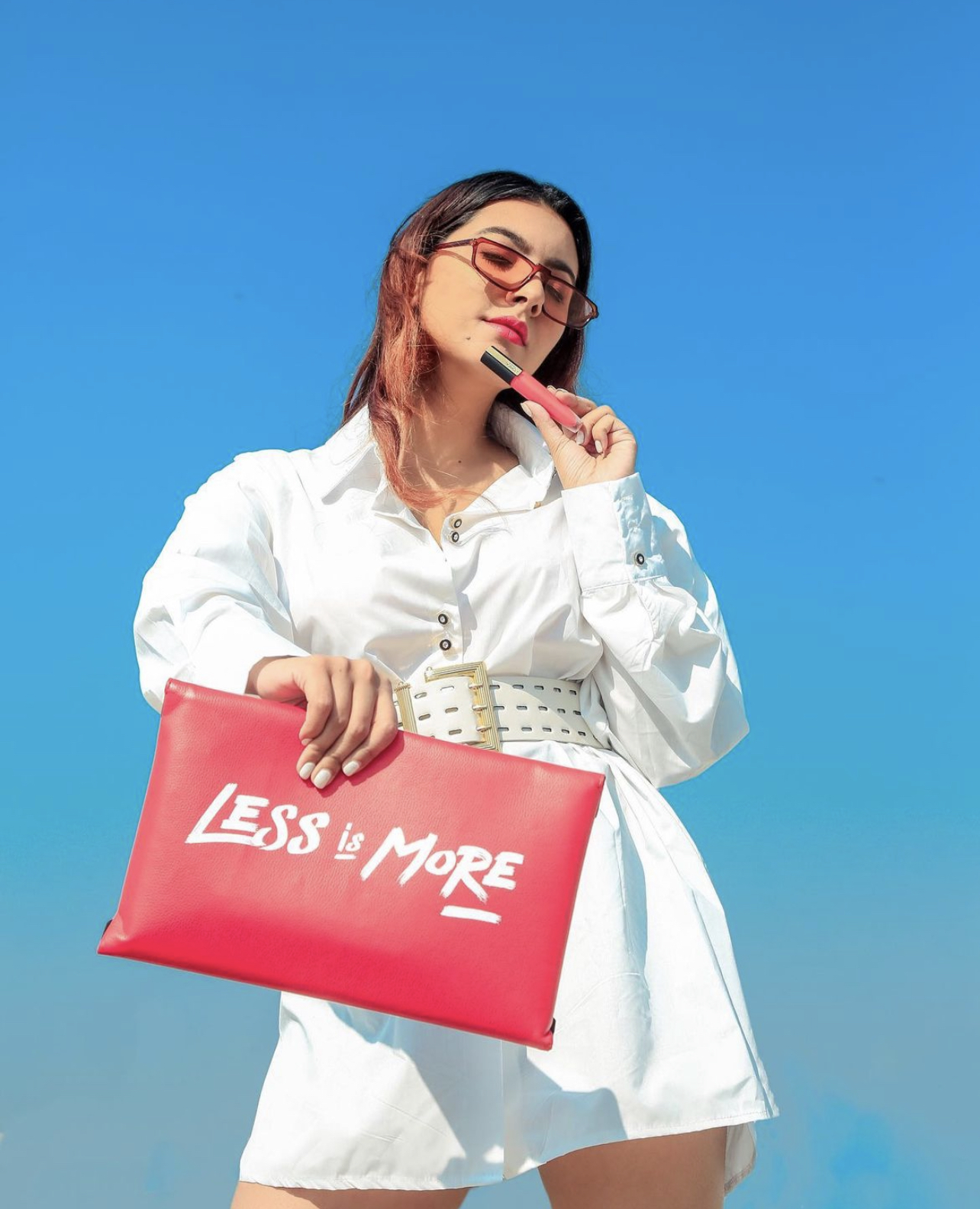 2E3C3DC0-6A36-4F83-A77B-5EAEFB842006