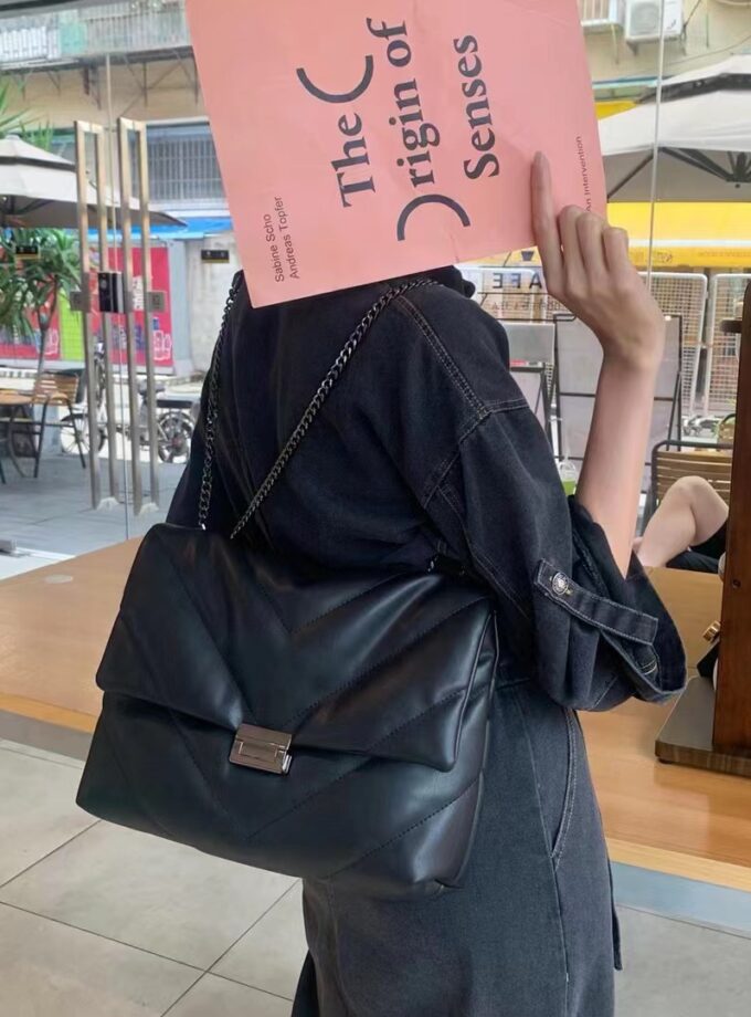 luxe marco sling Bag