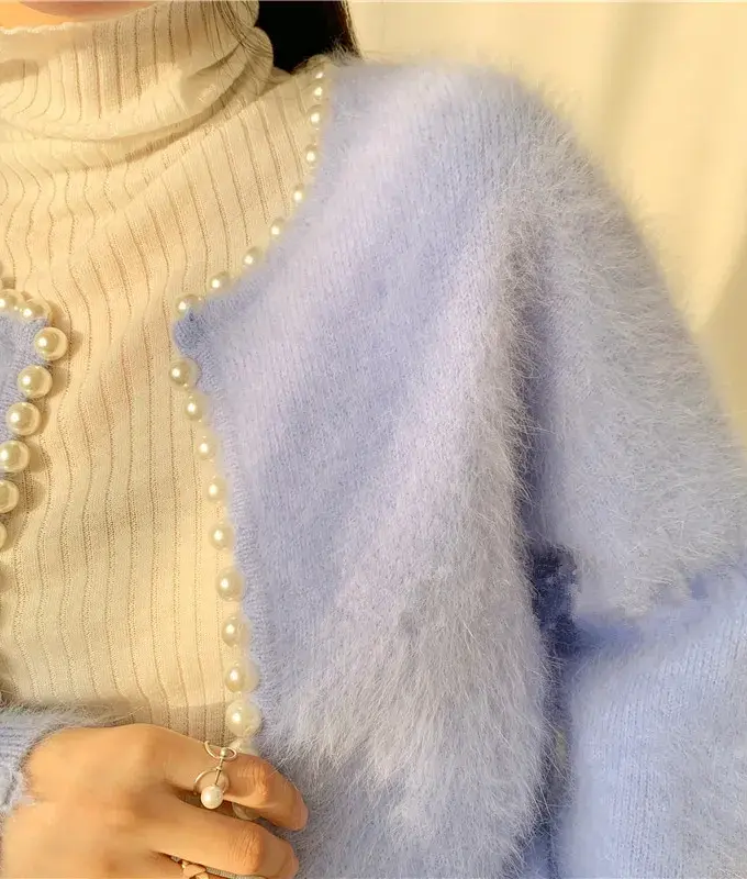 Te Amo Pearl Sweater - Cardigan