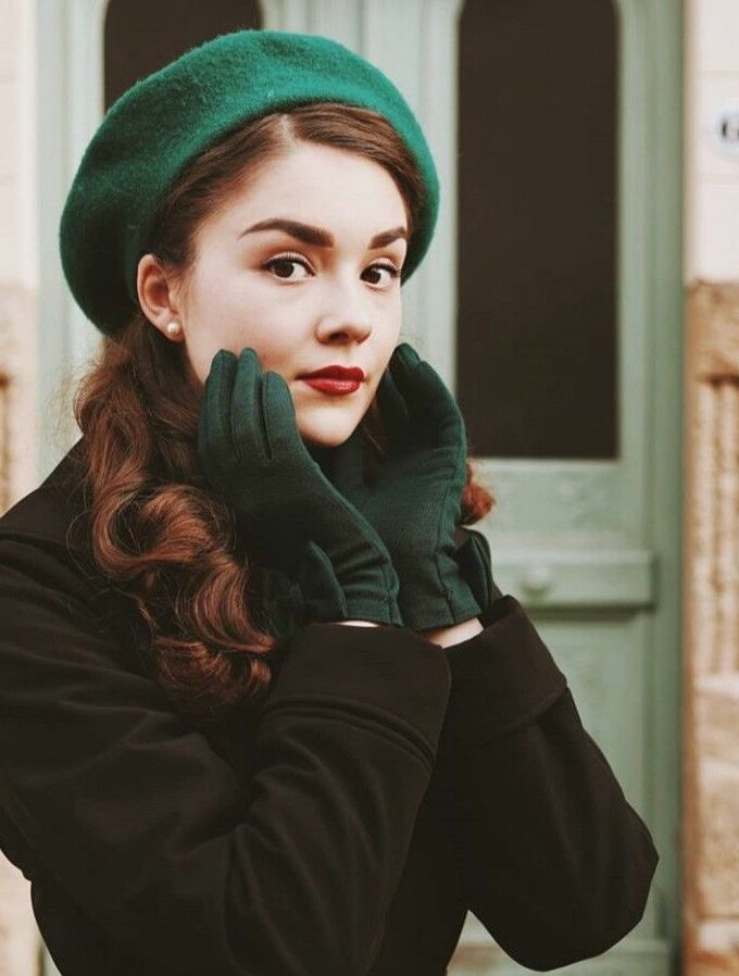 Beret (cap)