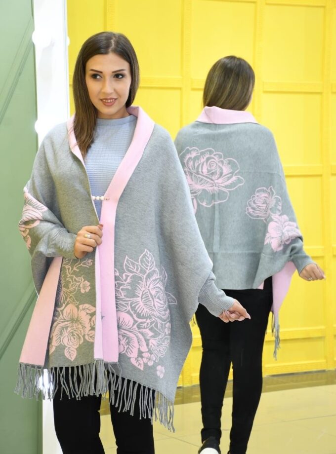 Lorna printed Wrap With Sleeves