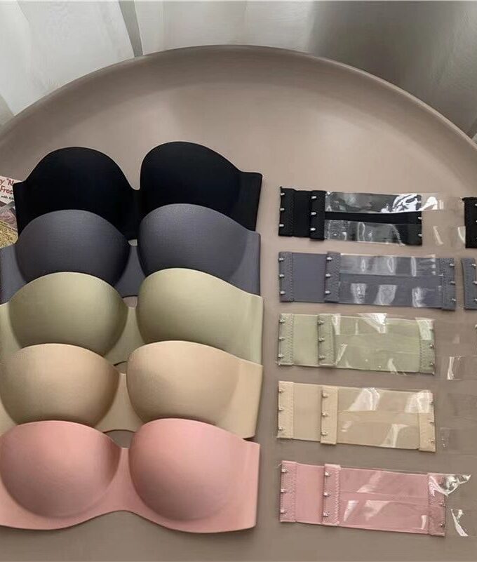 Strapless Seamless Bra with transparent back straps