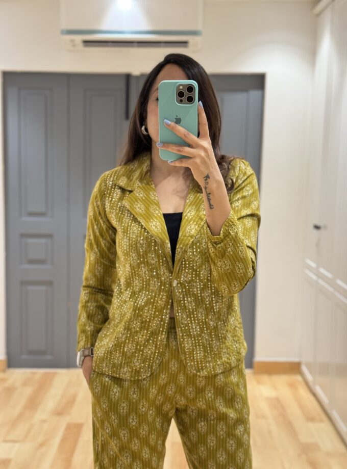 Della Sequin Coord set