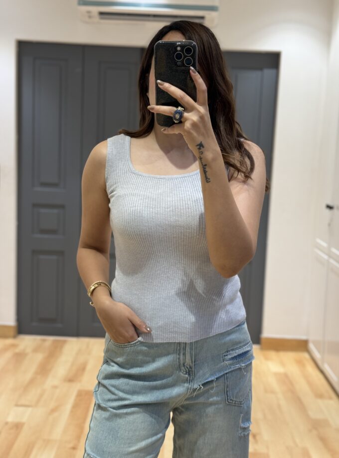 Zoi Top