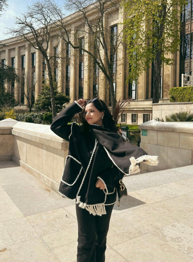 Luxe Coat With muffler
