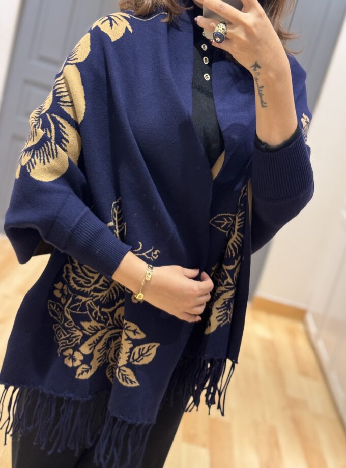 Lorna printed Wrap With Sleeves