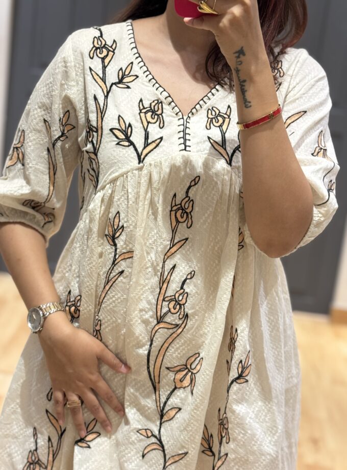 Jardin Embroidered Linen Dress With Lining