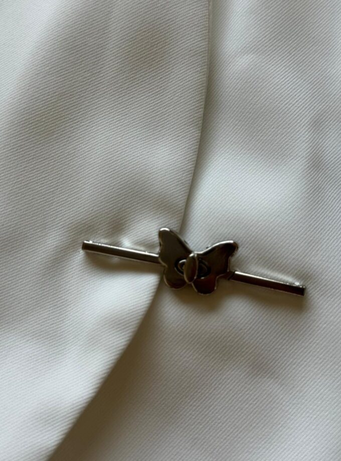 Vio Embellished Bee Brooch Blazer