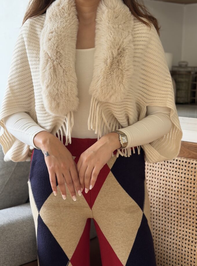 Libs Luxe Wrap With Faux Fur & Fringes